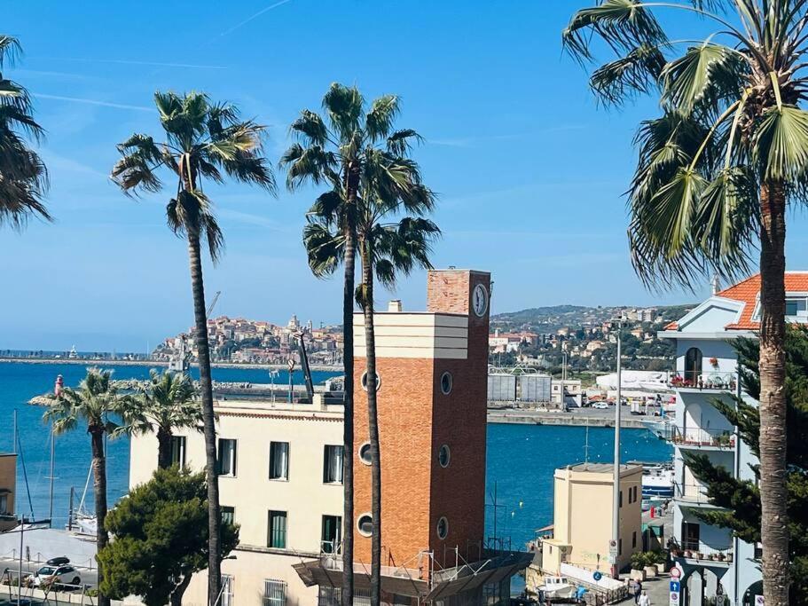 Brezza Di Mare Apartment Imperia Exterior photo